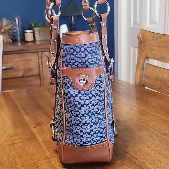 Coach Vintage Micro Kissing C's Denim Tote Euc - Picture 2 of 16